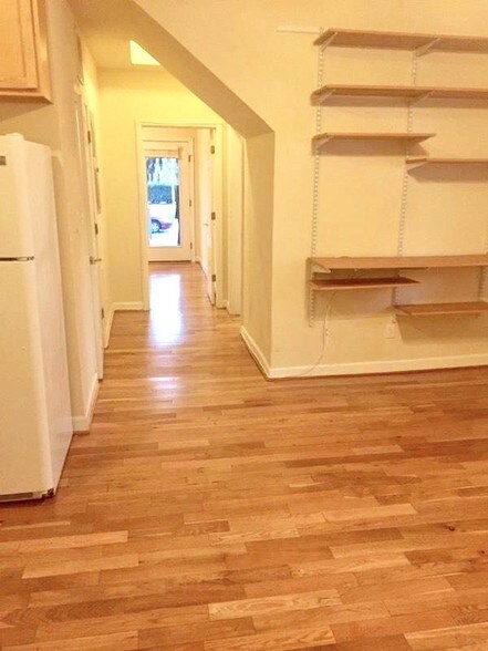 More Photos Of 5011 Roland Ave, Baltimore Apartments For Sale