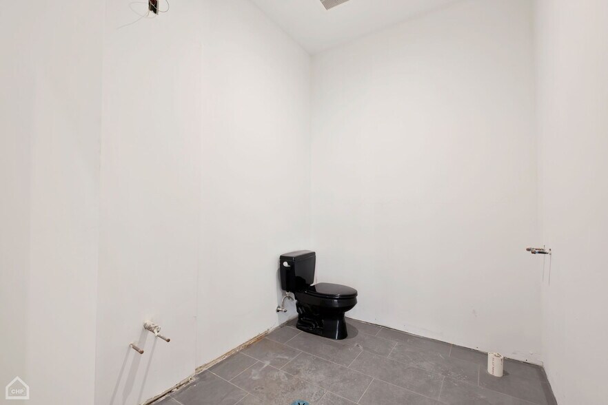 More Photos Of 4414 N Kedzie Ave, Chicago Apartments For Lease