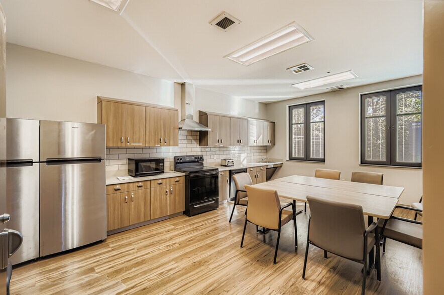 More Photos Of 40 Timberline Dr, Lemont Rehabilitation Center For Sale