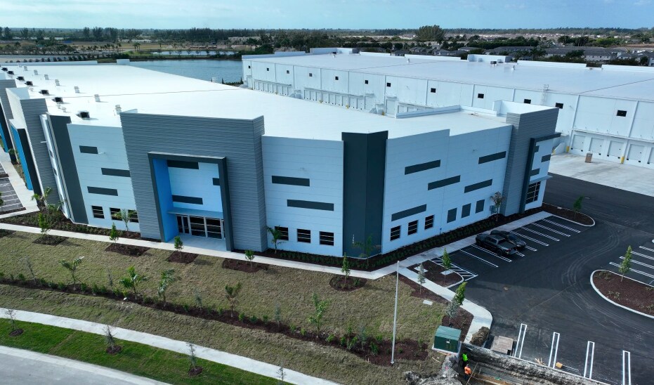 More Photos Of Park of Commerce Blvd, Homestead Unknown For Lease