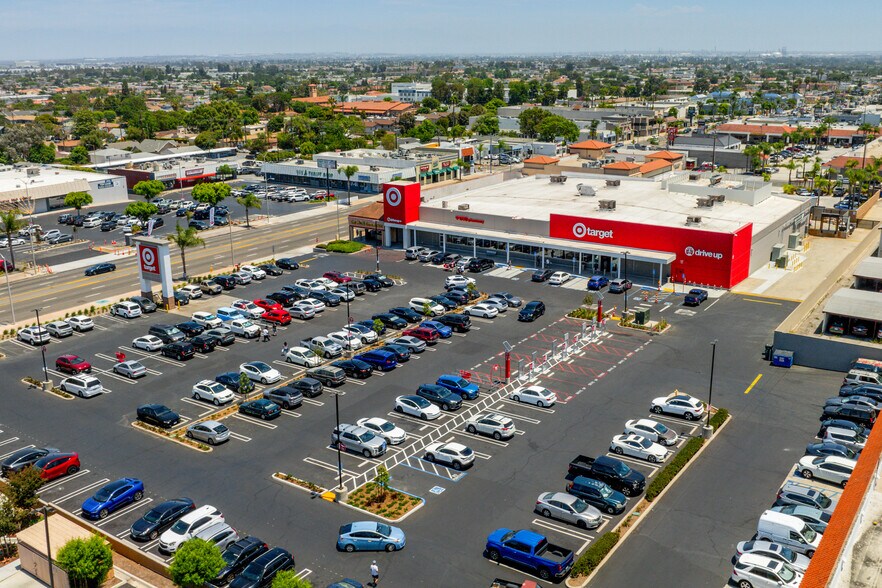 More Photos Of 2130 Pacific Coast Hwy, Lomita Supermarket For Sale