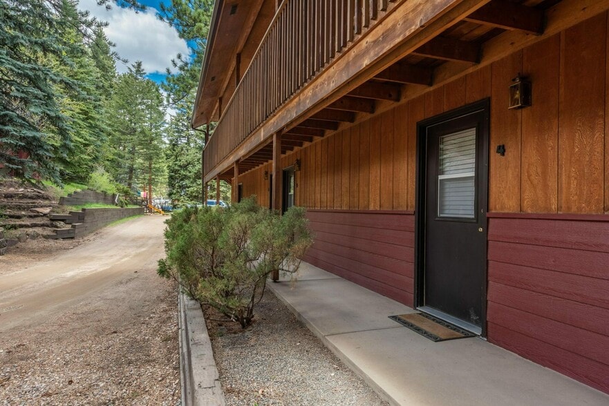 More Photos Of 1820 Fall River Rd, Estes Park Hotel For Sale