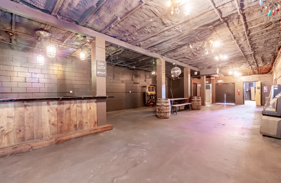 More Photos Of 1032 Story Ave, Louisville Bar For Lease