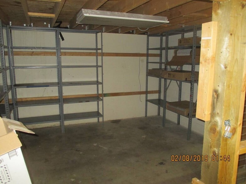 More Photos Of 9107 Industry Dr, Manassas Park Warehouse For Lease