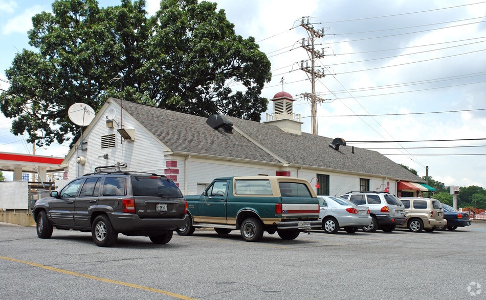 More Photos Of 1414-1416 York Rd, Lutherville Timonium Restaurant For Lease