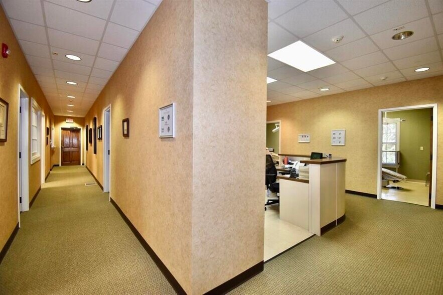 More Photos Of 209 Oil Well Rd, Jackson Healthcare For Lease