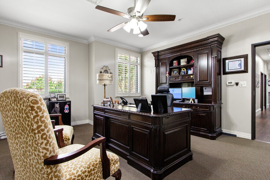 More Photos Of 301 S Watters Rd, Allen Office For Lease