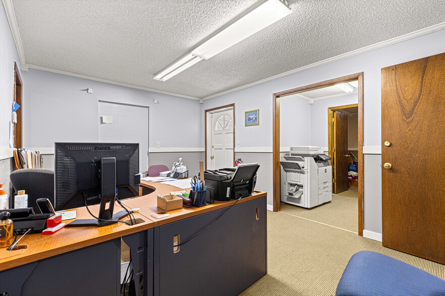 More Photos Of 484 Emerald Rd, Ocala Religious Facility For Sale