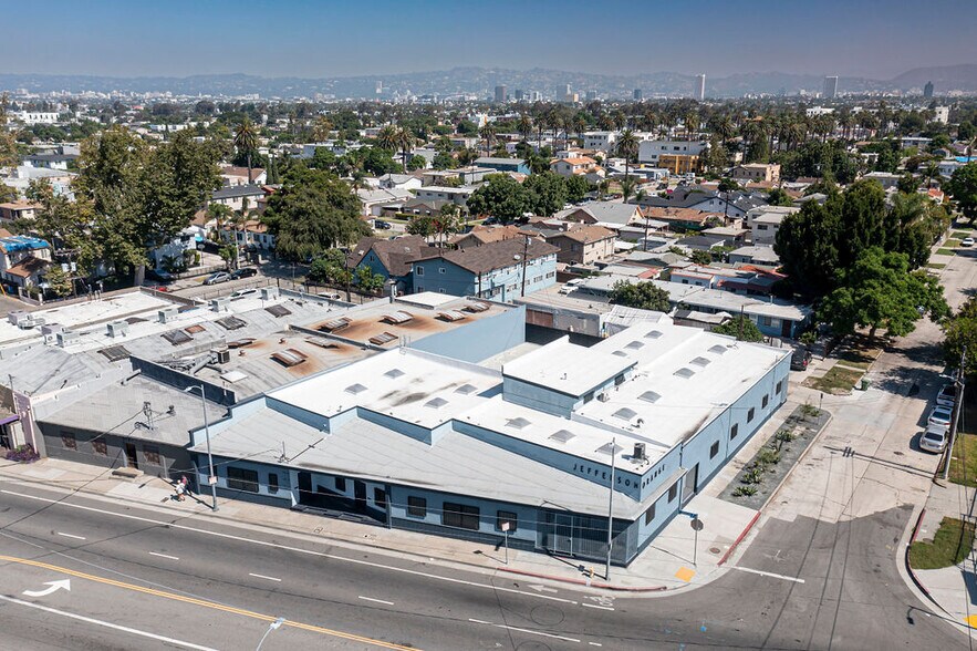 More Photos Of 5131-5137 W Jefferson Blvd, Los Angeles Warehouse For Lease