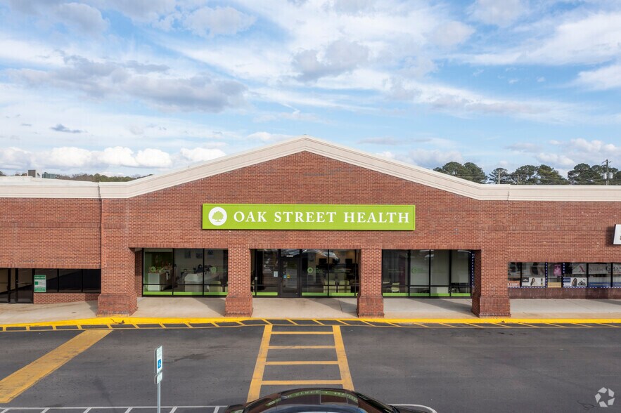 More Photos Of 1671-1691 Center Point Pky, Birmingham Unknown For Lease