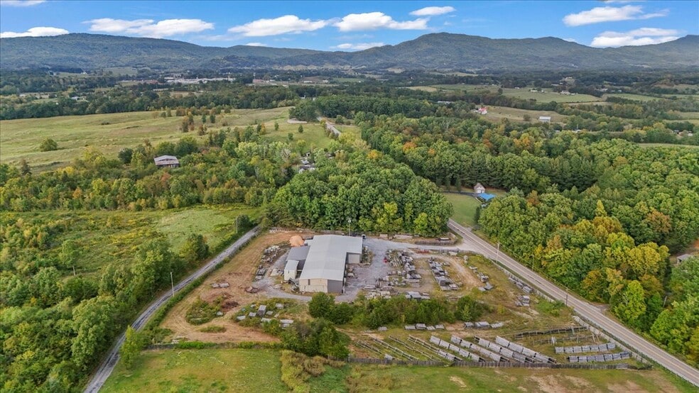 More Photos Of 11085 Baileyton Rd, Greeneville Manufacturing For Lease