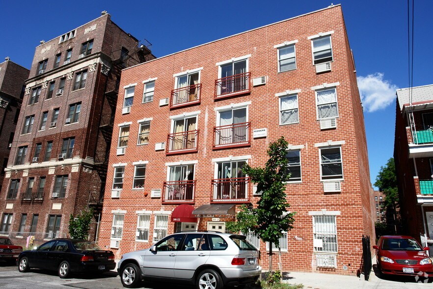 More Photos Of 14411 Barclay Ave, Flushing Apartments For Sale