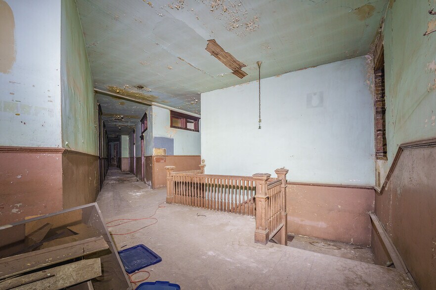 More Photos Of 406 N State Line Ave, Texarkana Storefront Retail Residential For Lease