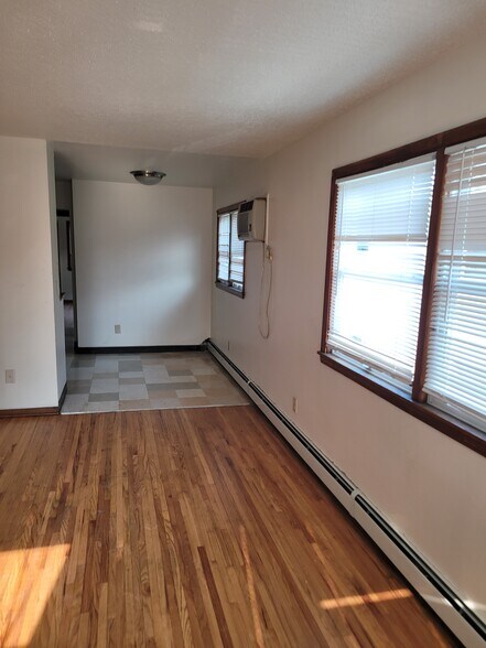 More Photos Of 620 23rd Ave N, Minneapolis Apartments For Sale