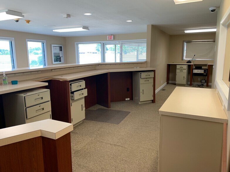 More Photos Of 256 Hospital St, Mocksville Medical For Lease
