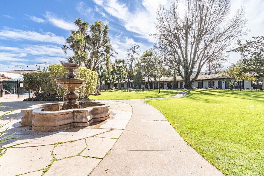 More Photos Of 250 Entrada Dr, Novato Hotel For Lease