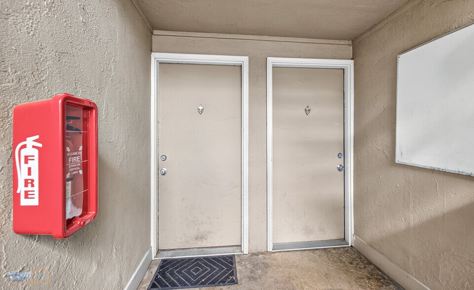More Photos Of 1937 Warren Ave, Longmont Apartments For Sale