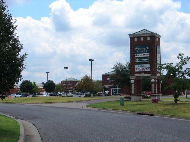 More Photos Of 2101-2135 Riverwalk Dr, Moore Unknown For Lease