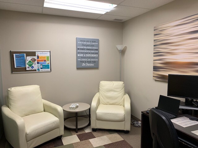 More Photos Of 4710 50 St, Leduc Office For Sale