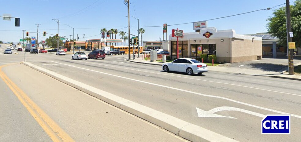 More Photos Of 5301 Olive Dr, Bakersfield Freestanding For Lease