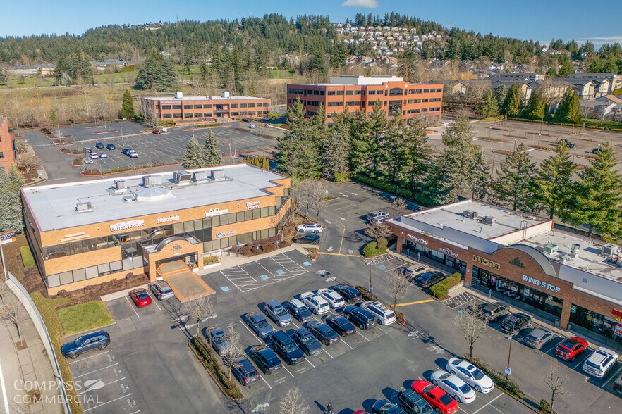 More Photos Of 10001-10117 SE Sunnyside Rd, Clackamas Unknown For Lease