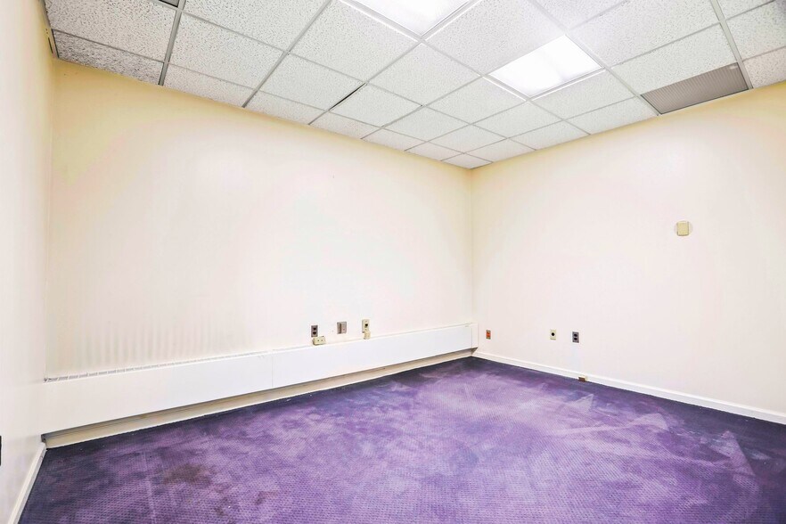 More Photos Of 1300 Hamilton Ave, Trenton Bank For Sale