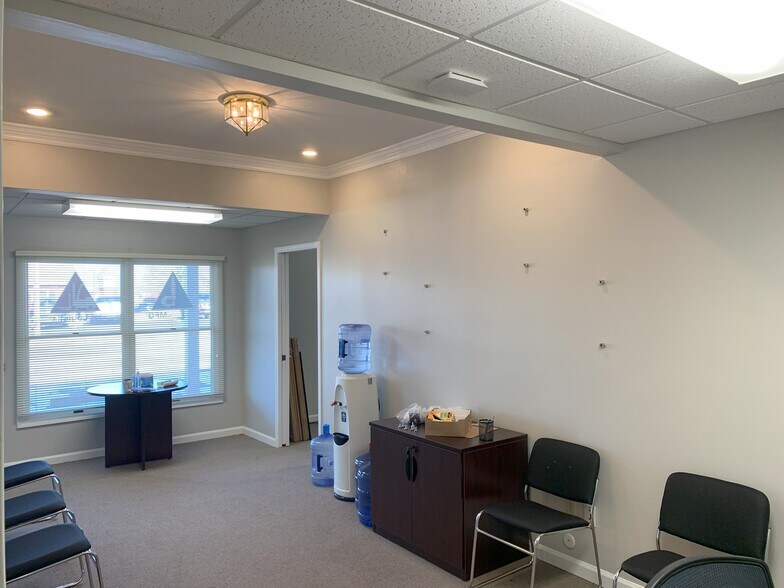 More Photos Of 3-11 Ginger Creek Village Dr, Glen Carbon Medical For Lease