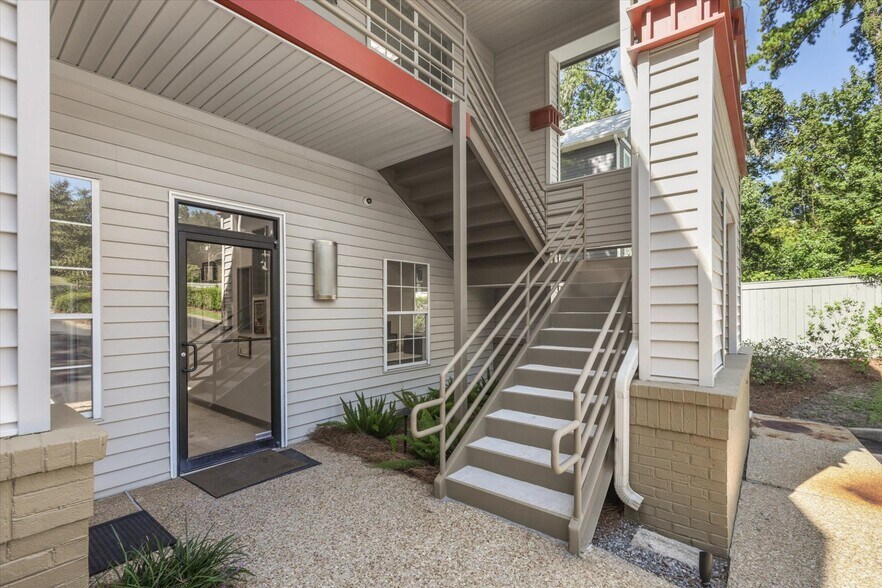 More Photos Of 1589 Metropolitan Blvd, Tallahassee Office For Lease