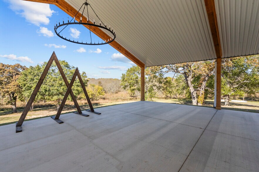More Photos Of 9016 Private Road 2329, Terrell Lodge Meeting Hall For Sale