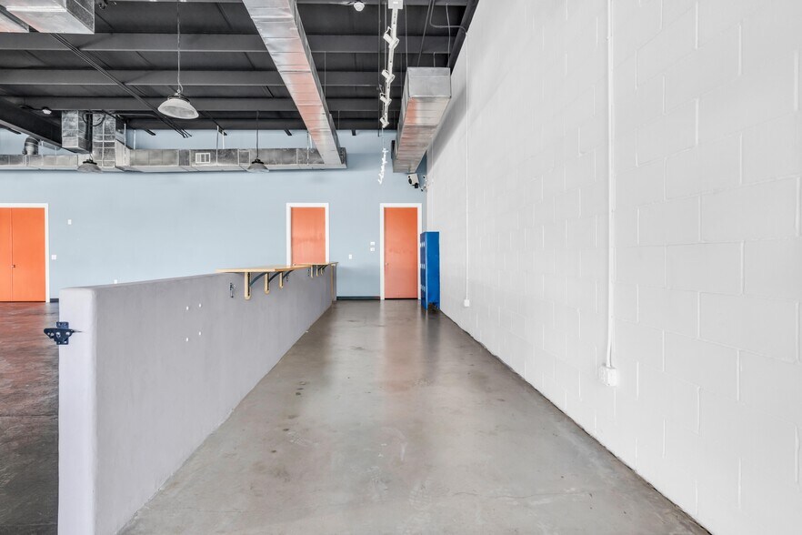 More Photos Of 26131 Kuykendahl Rd, Tomball Storefront For Lease