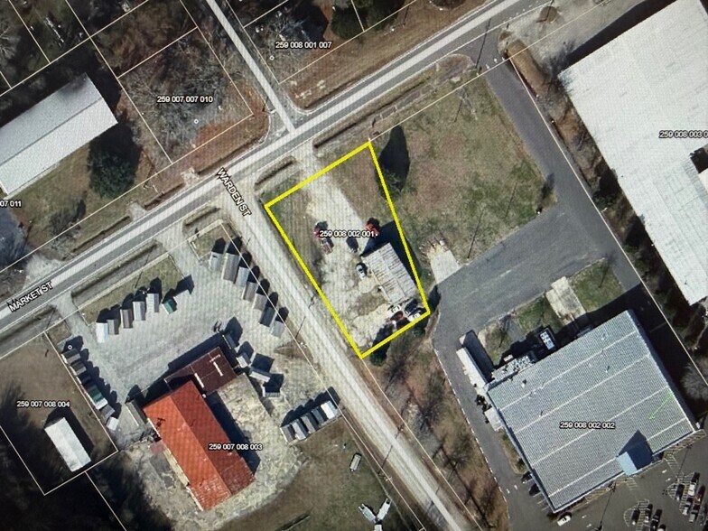 More Photos Of 1109 W Market St, Cheraw Specialty For Sale