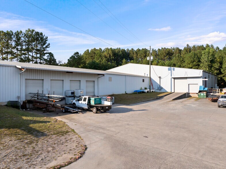 More Photos Of 425 Wilbanks Dr, Ball Ground Warehouse For Sale