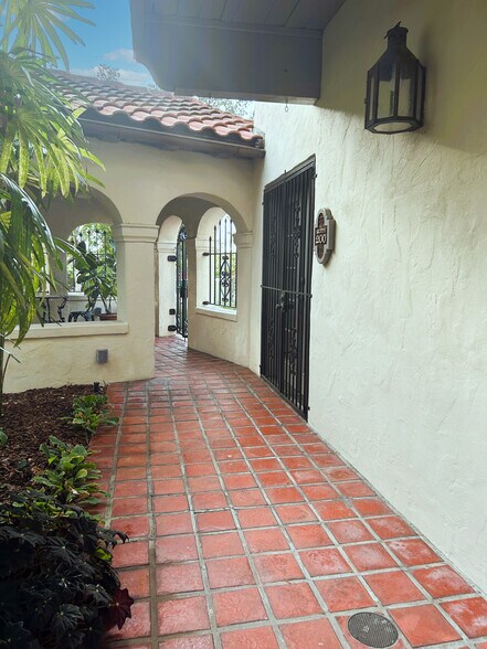 More Photos Of 2180 N Park Ave, Winter Park Loft Creative Space For Sale