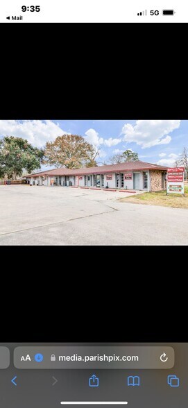Primary Photo Of 417 NE Evangeline, Lafayette Medical For Sale