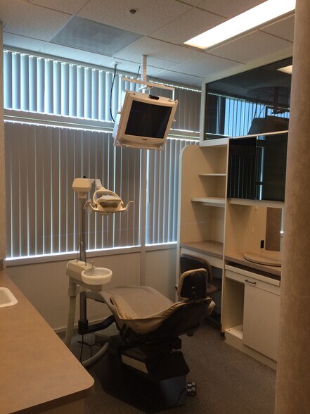 More Photos Of 5201 Deer Valley Rd, Antioch Office For Sale