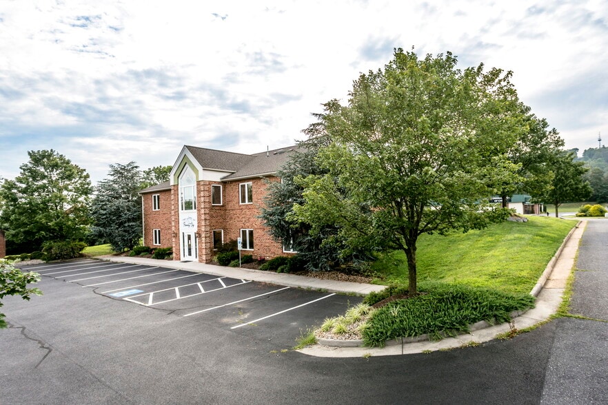 More Photos Of 3230 Peoples Dr, Harrisonburg Office For Lease