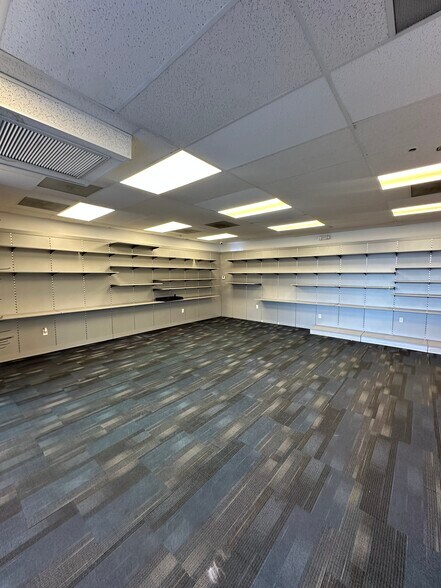 More Photos Of 29 N Federal Hwy, Hallandale Beach Freestanding For Lease