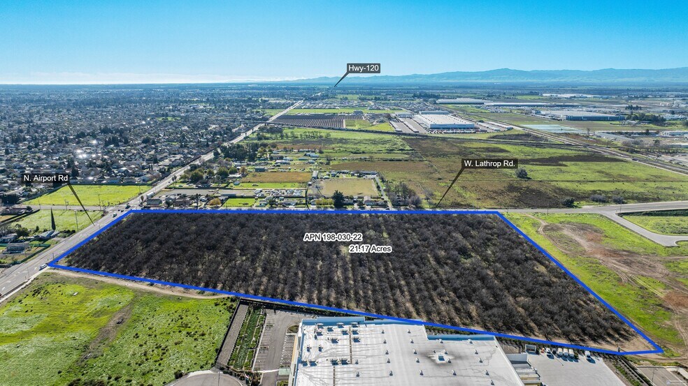 More Photos Of 2105 Airport Way, Manteca Land For Sale