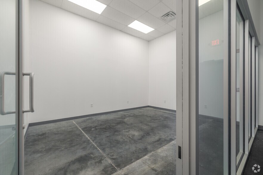 More Photos Of 500 Halls Mill Rd, Freehold Distribution For Lease