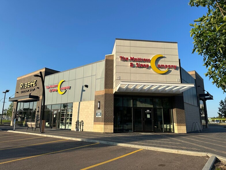 More Photos Of 2021 Sherwood Dr, Sherwood Park General Retail For Lease