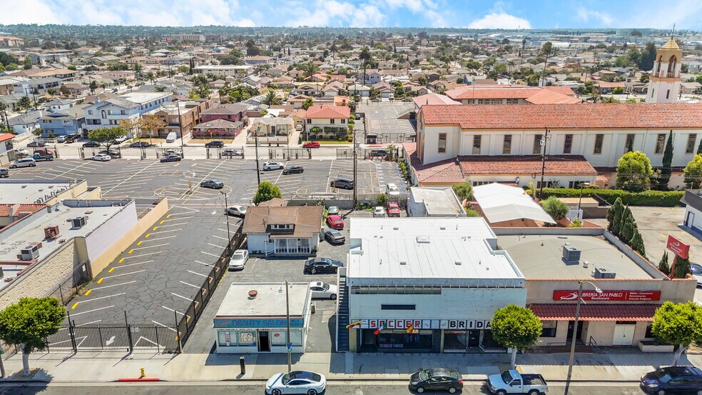 More Photos Of 11850 Hawthorne Blvd, Hawthorne Storefront Retail Residential For Sale