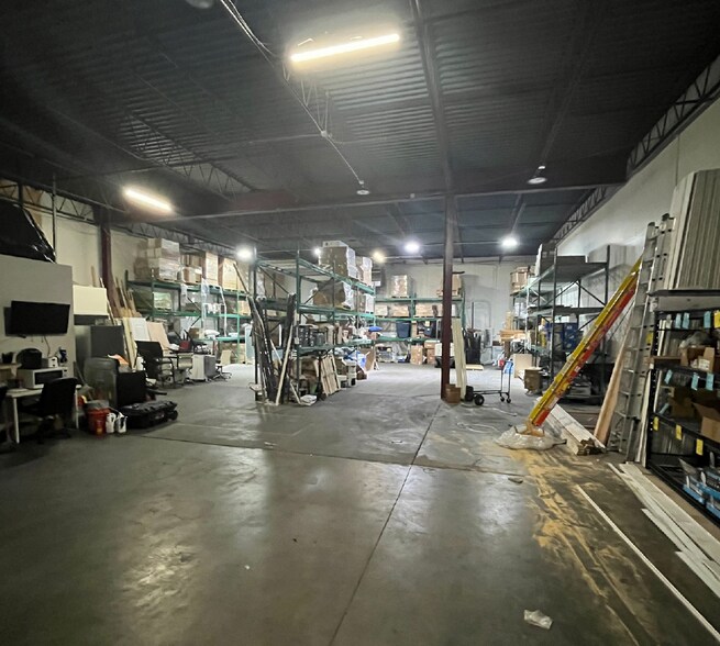 More Photos Of 2655-2685 S Tejon St, Englewood Warehouse For Lease