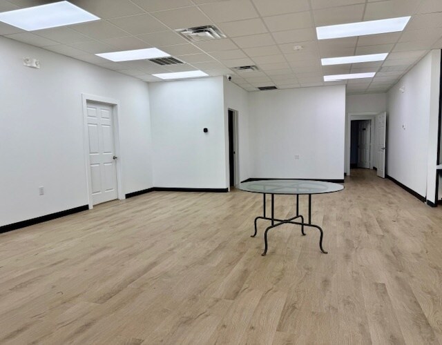 More Photos Of 12971 Westheimer Rd, Houston Freestanding For Lease