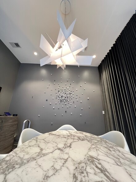 More Photos Of 1419 W Belmont Ave, Chicago Storefront Retail Residential For Lease