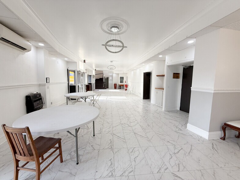 More Photos Of 205 SW First St, Ontario Freestanding For Sale