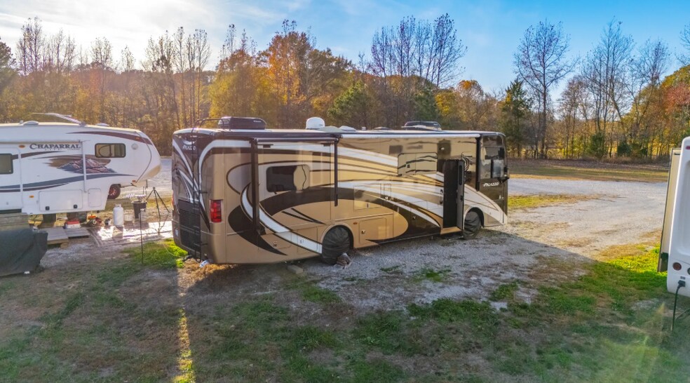 More Photos Of 6946 Highway 70 W, Brownsville Manufactured Housing Mobile Home Park For Sale