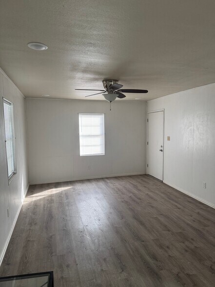 More Photos Of 301 FM 2738, Alvarado Industrial For Lease
