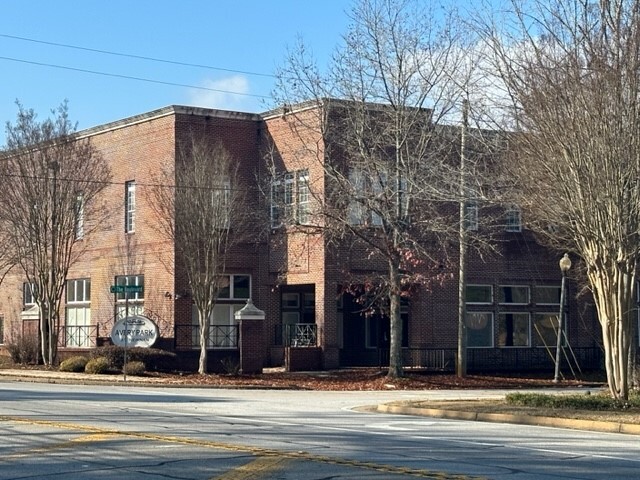 Primary Photo Of 10 The Boulevard, Newnan Loft Creative Space For Lease