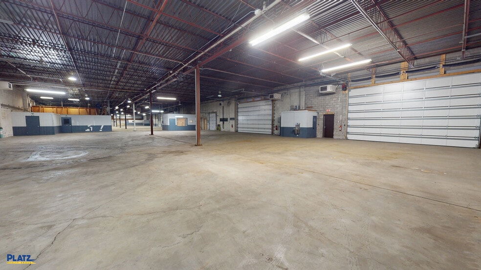 More Photos Of 85 Karago Ave, Youngstown Unknown For Lease