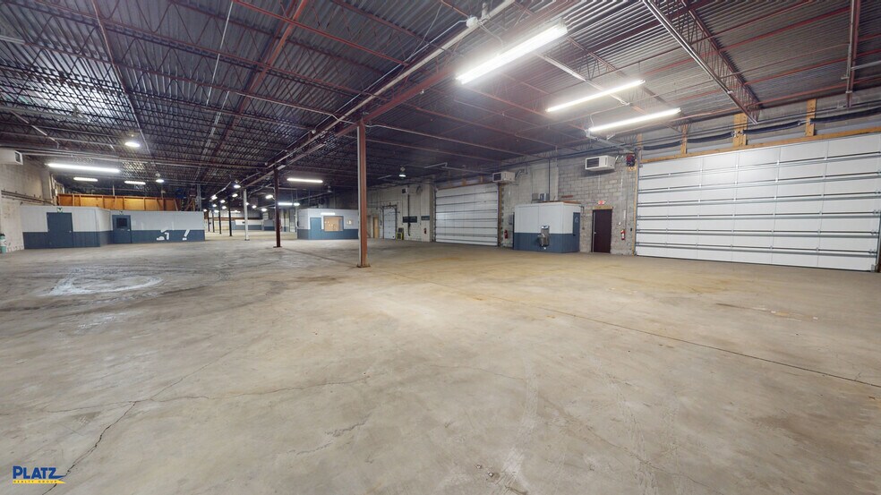 More Photos Of 95 Karago Ave, Youngstown Warehouse For Lease
